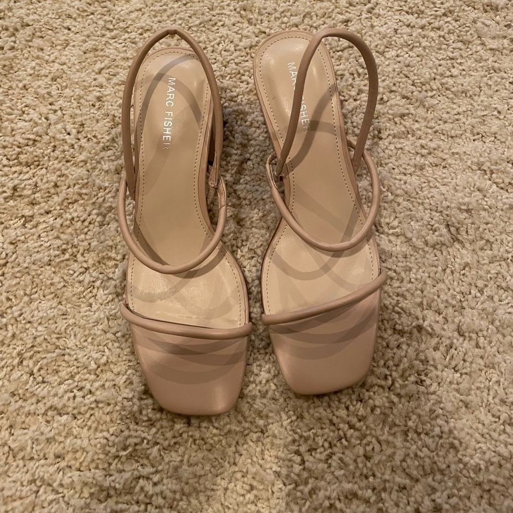 Never worn Marc Fisher Womens Nude heels